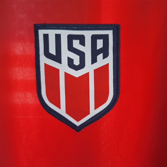 NWT Large XCelsius Active United States USA Futbol Soccer Jersey Shirt MSRP $70 - Picture 4 of 6